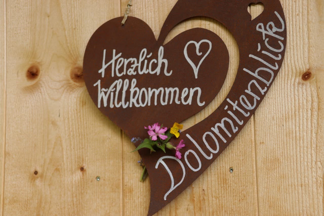 DOLOMITENBLICK - Bild 1